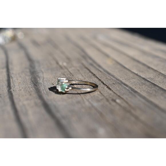 Emerald engagement ring 14k white gold size 7 - Picture 3 of 7